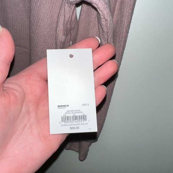 SO Sweater - Picture 2 of 3